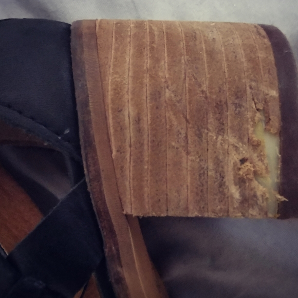 chunky heel gladiator sandals - Picture 2 of 3